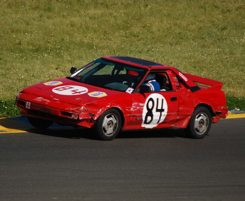Illustration for article titled The Top 147 Lemons of the Sears Pointless 24 Hours of LeMons